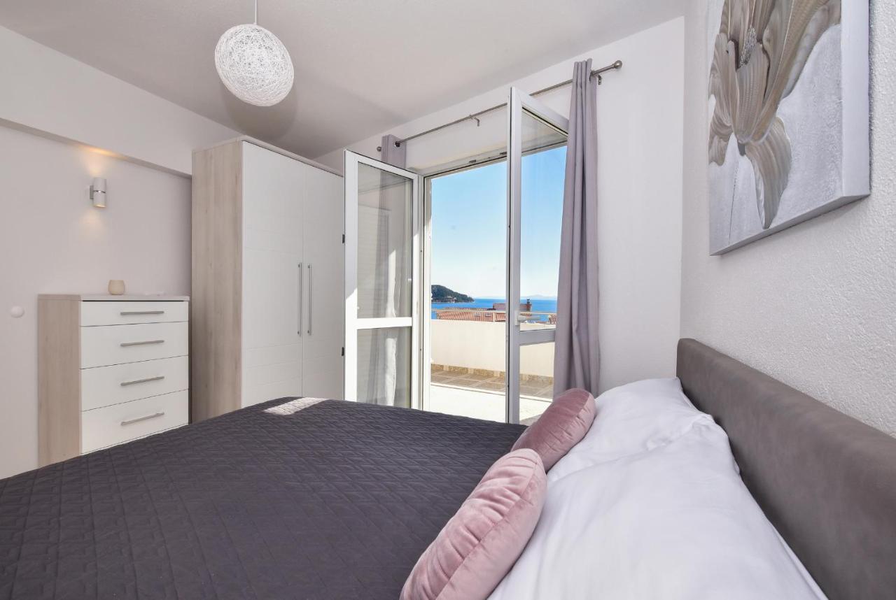 Apartman Luka Igrane Buitenkant foto