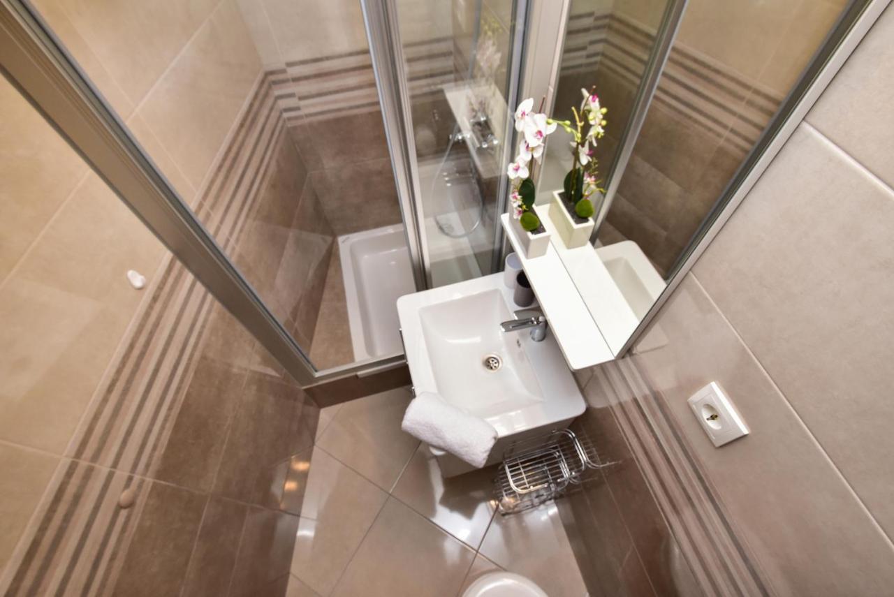 Apartman Luka Igrane Buitenkant foto
